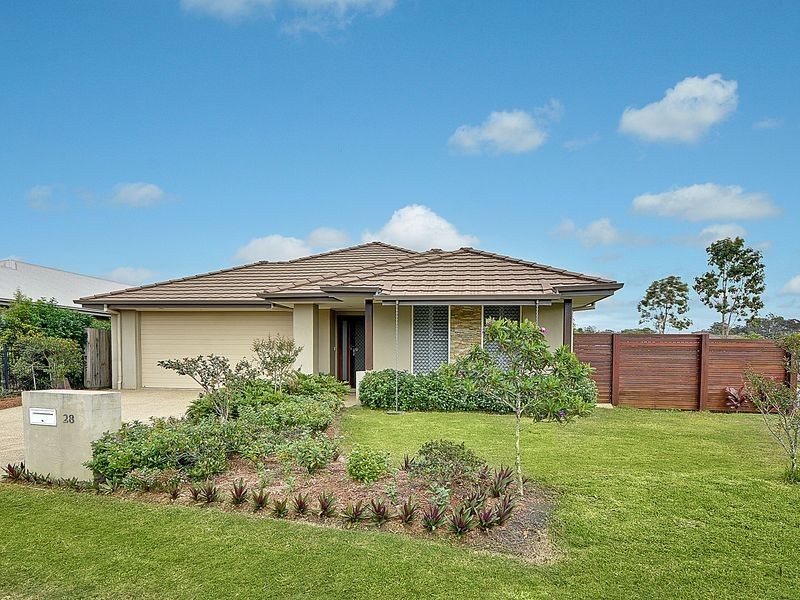 28 Woodgrove Boulevarde, Beerwah QLD 4519