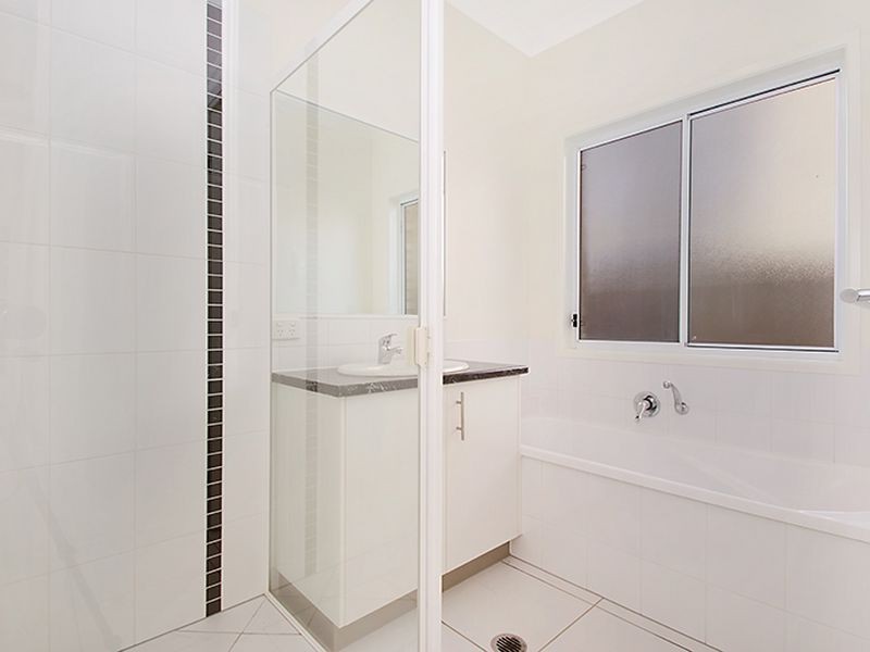 6 Feathertop Circuit, Caloundra West QLD 4551