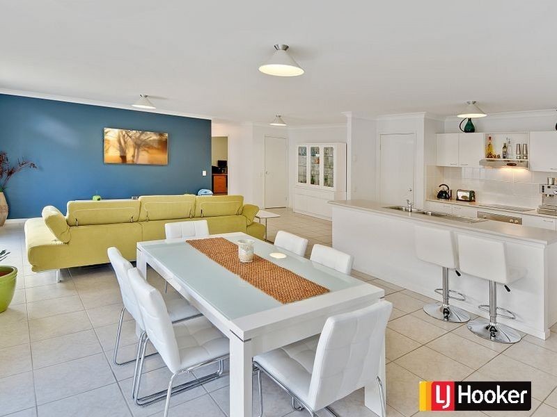 34 Alicia Circuit, Little Mountain QLD 4551