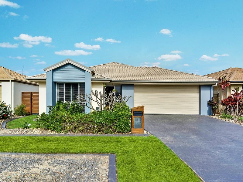 34 Alicia Circuit, Little Mountain QLD 4551