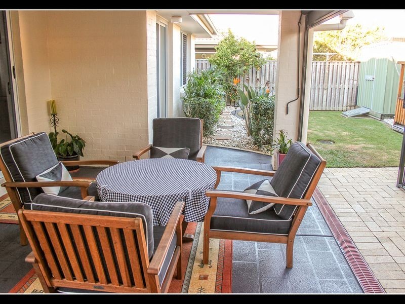 34 Alicia Circuit, Little Mountain QLD 4551