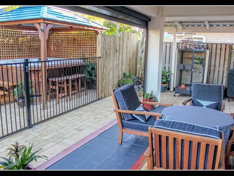 34 Alicia Circuit, Little Mountain QLD 4551