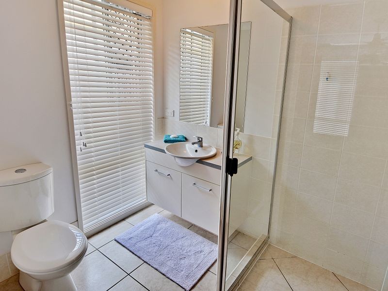 34 Alicia Circuit, Little Mountain QLD 4551