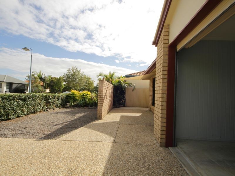 15 Dunbrody Street, Caloundra West QLD 4551