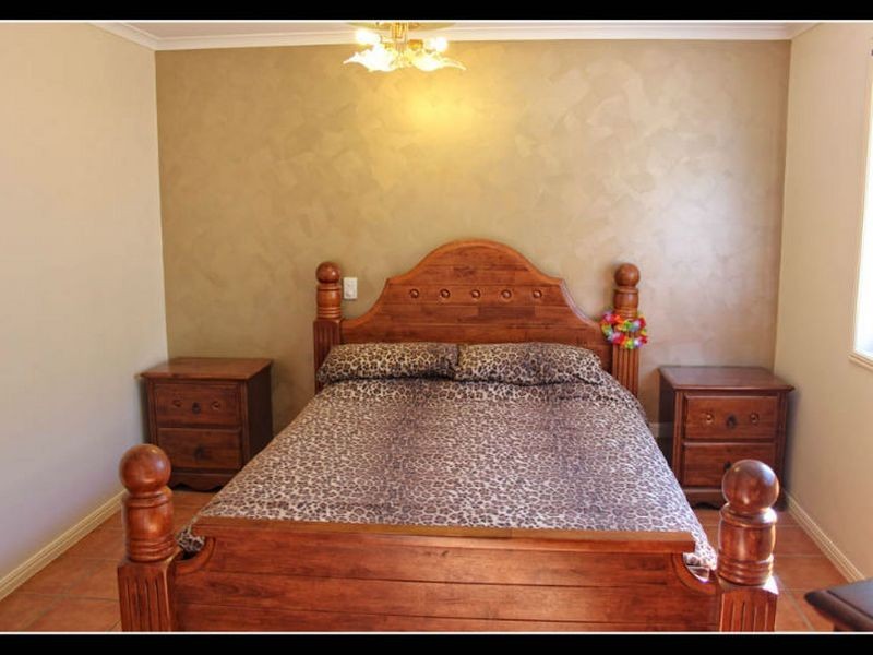 15 Andrew Avenue, Little Mountain QLD 4551