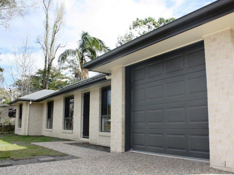 13 Twin Peaks Drive, Beerwah QLD 4519