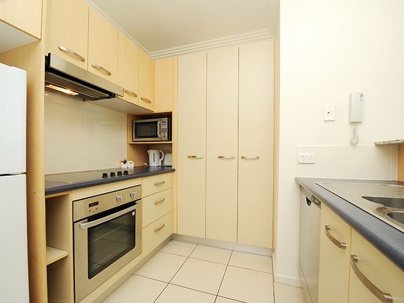 4100/36 Browning Boulevard, Battery Hill QLD 4551