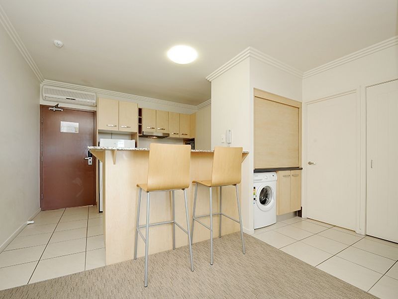 4100/36 Browning Boulevard, Battery Hill QLD 4551