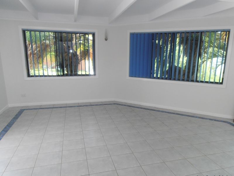 20 Brigalow Street, Little Mountain QLD 4551