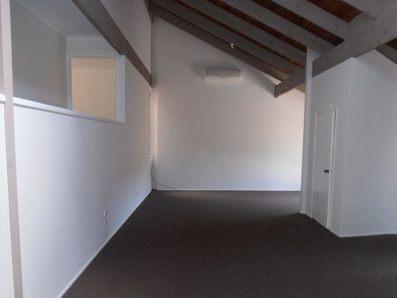 20 Brigalow Street, Little Mountain QLD 4551