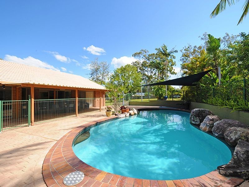 49 Casuarina Drive, Little Mountain QLD 4551