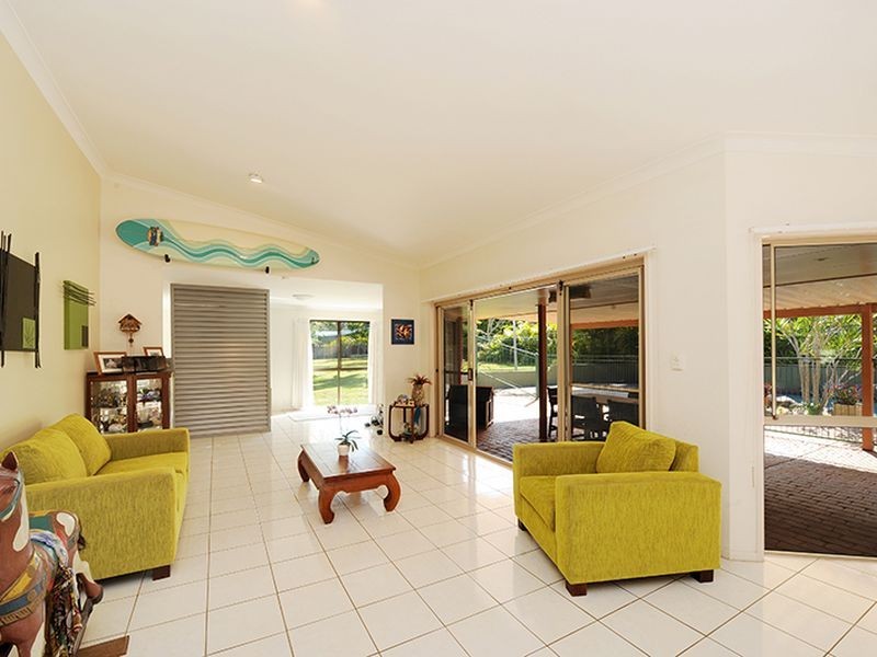 49 Casuarina Drive, Little Mountain QLD 4551