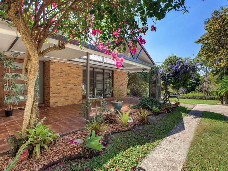 5 Tallowood Close, Little Mountain QLD 4551