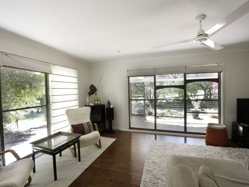 5 Tallowood Close, Little Mountain QLD 4551