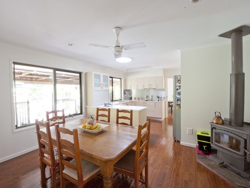 5 Tallowood Close, Little Mountain QLD 4551