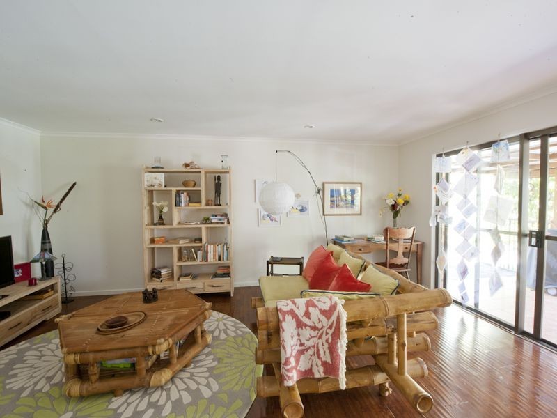 5 Tallowood Close, Little Mountain QLD 4551