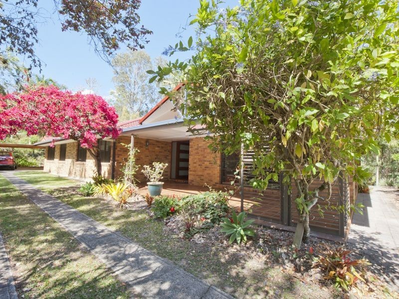 5 Tallowood Close, Little Mountain QLD 4551