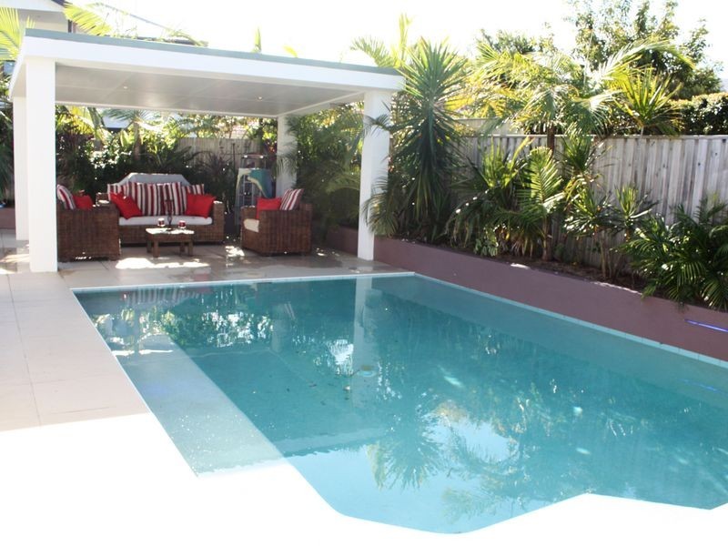 8 Jersey Place, Kawana Island QLD 4575