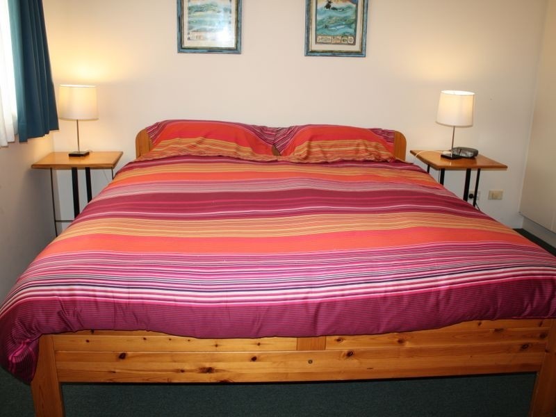 8/68 Lower Gay Terrace, Kings Beach QLD 4551