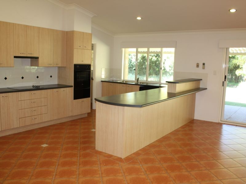 71 Koala Court, Little Mountain QLD 4551