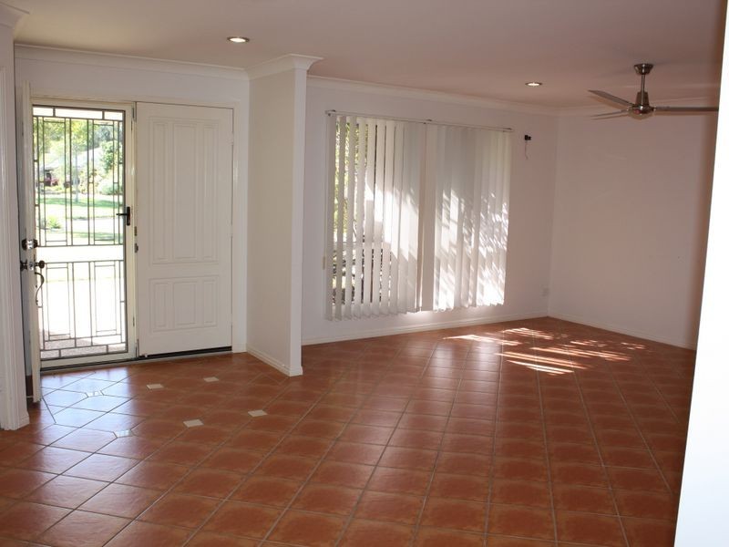 71 Koala Court, Little Mountain QLD 4551