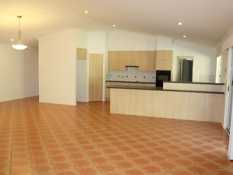 71 Koala Court, Little Mountain QLD 4551