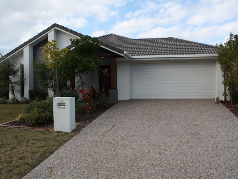 119 Grand Parade, Kawana Island QLD 4575