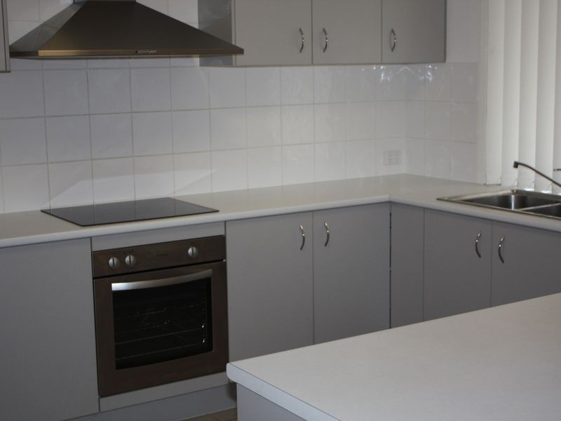 119 Grand Parade, Kawana Island QLD 4575