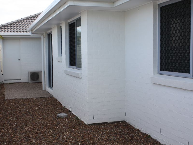 119 Grand Parade, Kawana Island QLD 4575