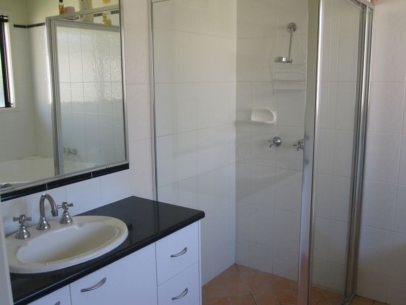 7 Ivadale Boulevard, Little Mountain QLD 4551