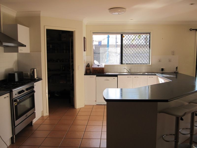 7 Ivadale Boulevard, Little Mountain QLD 4551