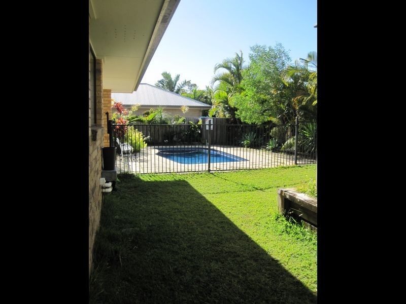 7 Ivadale Boulevard, Little Mountain QLD 4551