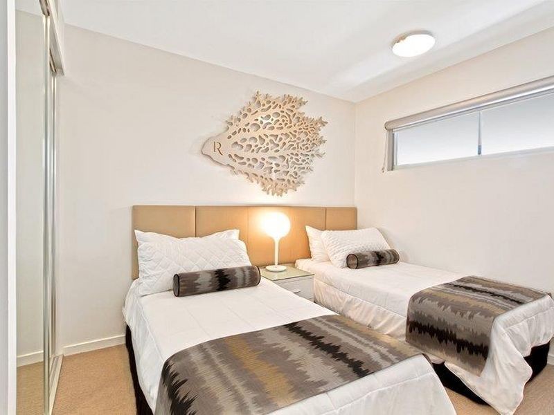 204/10 Leeding Terrace, Caloundra QLD 4551