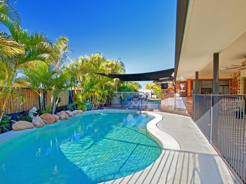 42 Springs Drive, Little Mountain QLD 4551