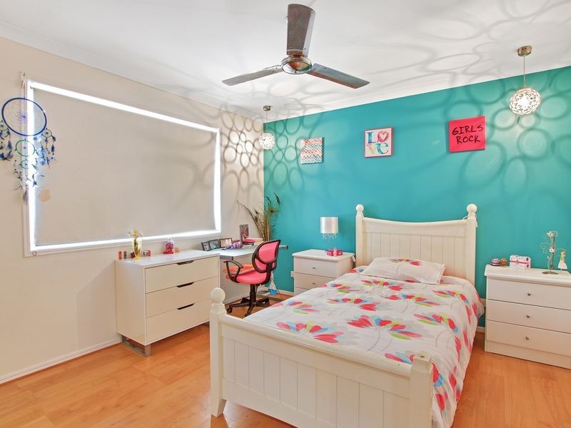 42 Springs Drive, Little Mountain QLD 4551