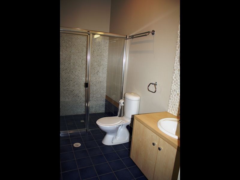 19/2 Grand Parade, Kawana Island QLD 4575