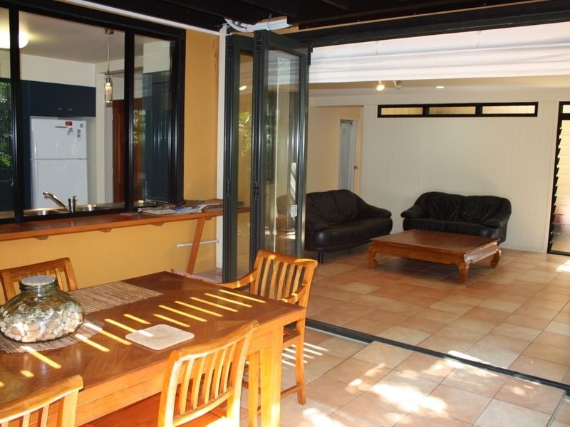 2/4 Campbell Street, Moffat Beach QLD 4551