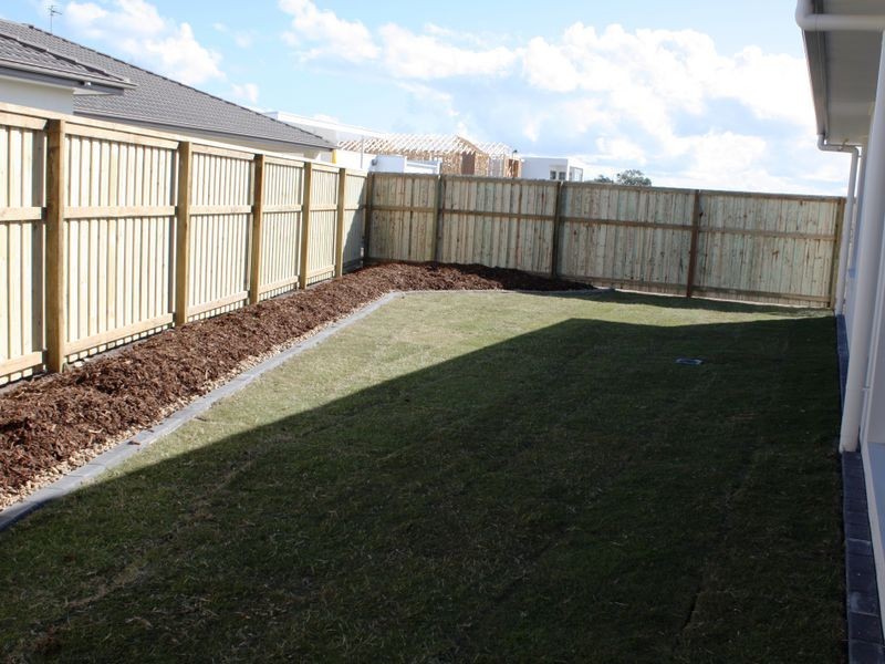 14 Headland Drive, Birtinya QLD 4575