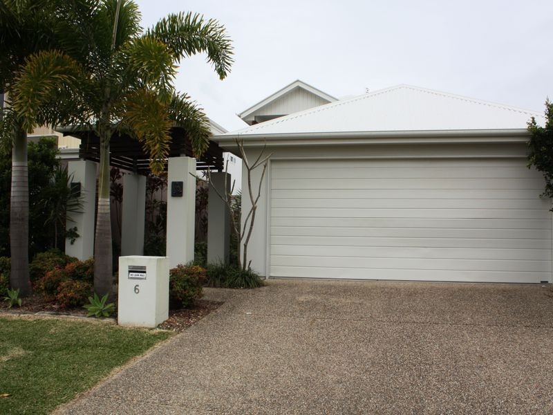 6 Capri Ct, Kawana Island QLD 4575