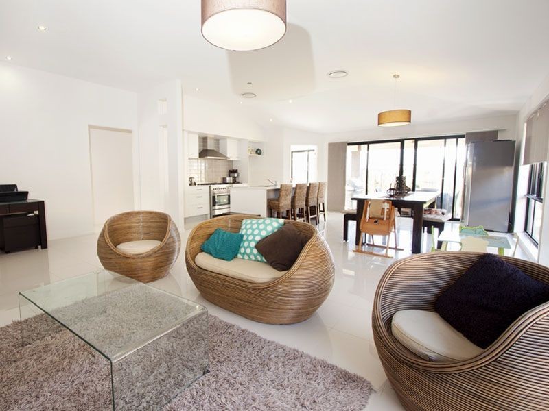 21 Mansell Street, Little Mountain QLD 4551