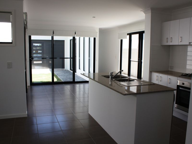 7 Macleay Lane (Entry via St Cla, Maroochydore QLD 4558