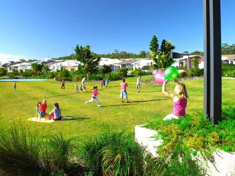 2/Lot 1041 Lamatia Drive, “Brightwater Es, Mountain Creek QLD 4557