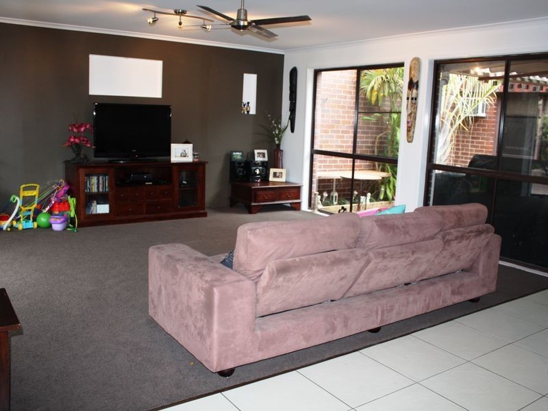 Minyama QLD 4575