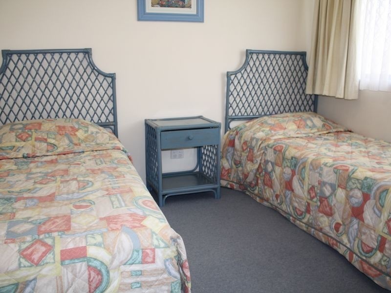 5/68 Lower Gay Terrace, Kings Beach QLD 4551