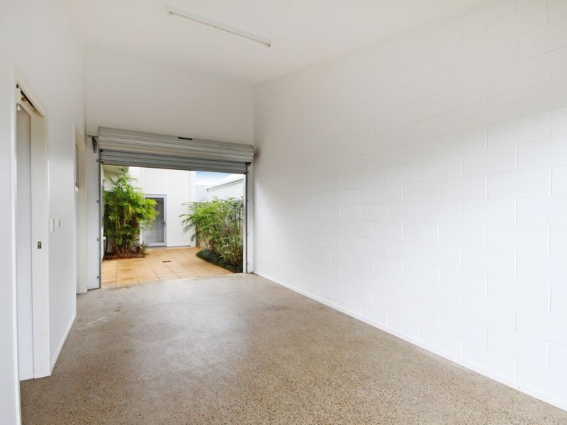 6 Bimini Street, Kawana Island QLD 4575