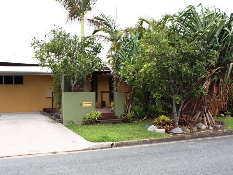 9 Curbarra Street, Buddina QLD 4575