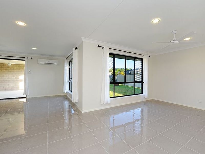 15 Forestview Way, Little Mountain QLD 4551