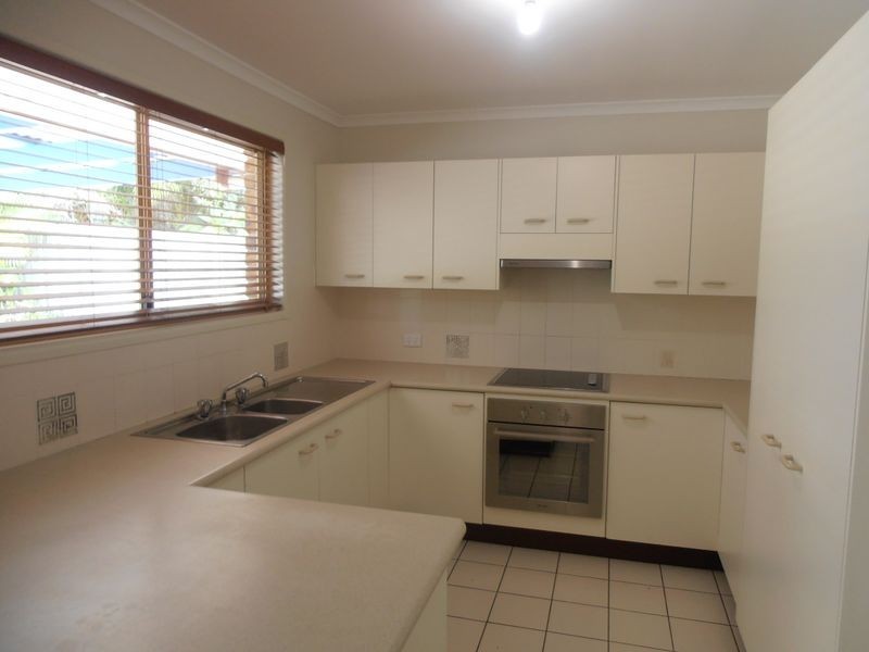 4 Rossiter Place, Aroona QLD 4551