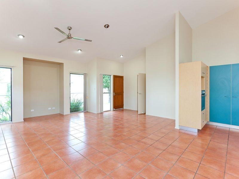 5 Corfu Street, Kawana Island QLD 4575