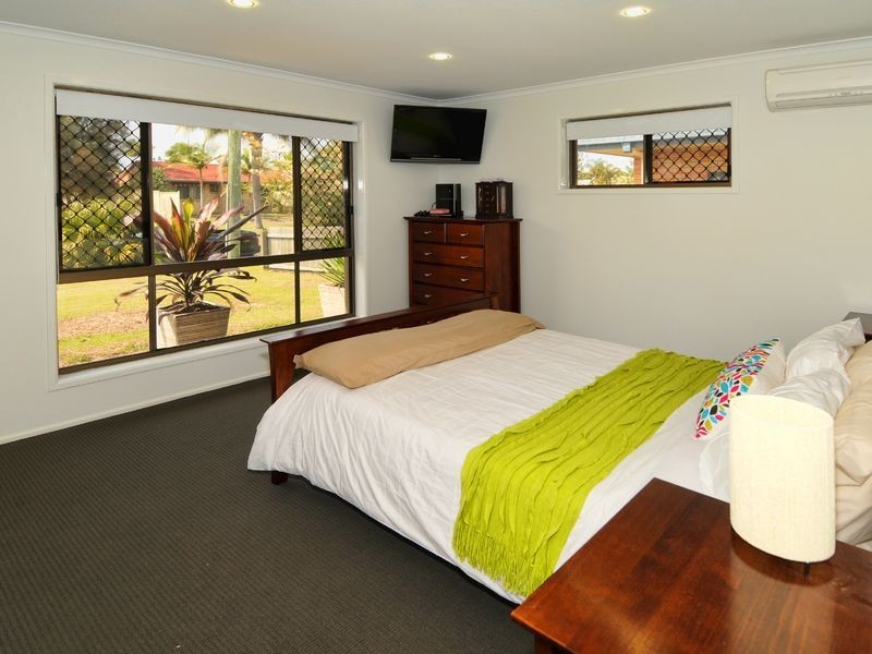 6 Corella Drive, Parrearra QLD 4575